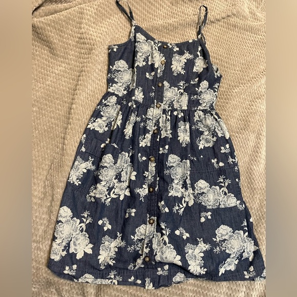 Girls Floral Button-Down Sun Dress Chambray - Picture 1 of 3
